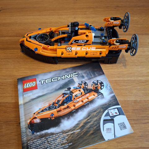 Lego technic rescue boat