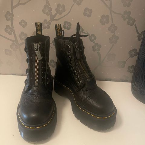 Dr Martens Sinclair