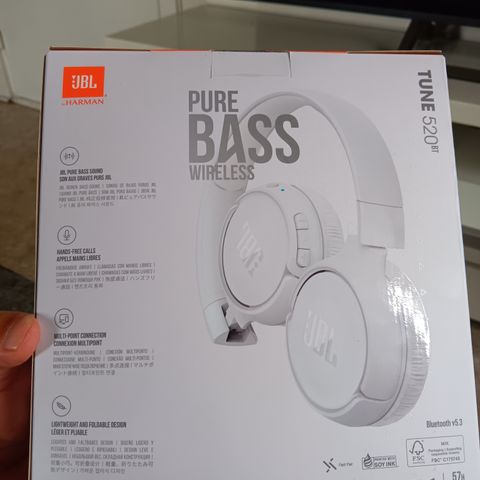 JBL TUNE 520BT