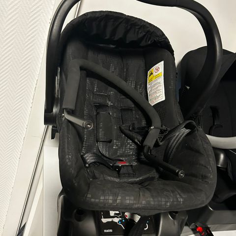 Axkid babyfix med base og isofix