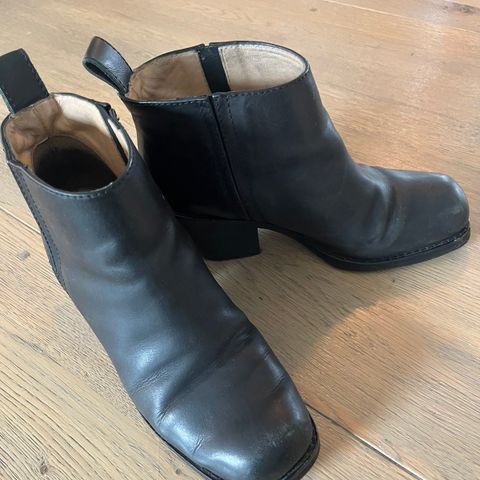 Acne STUDIOS boots str 38