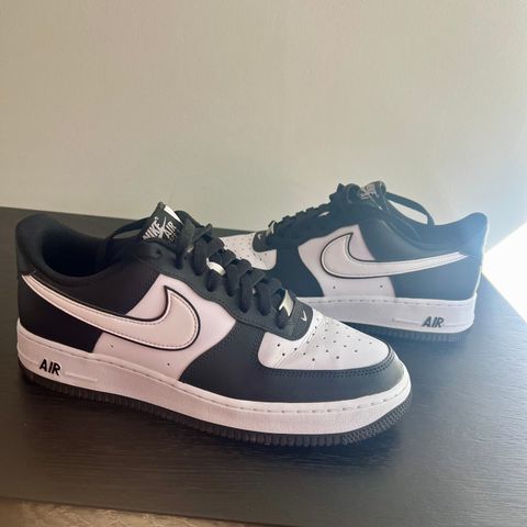 Nike air force panda str. 43