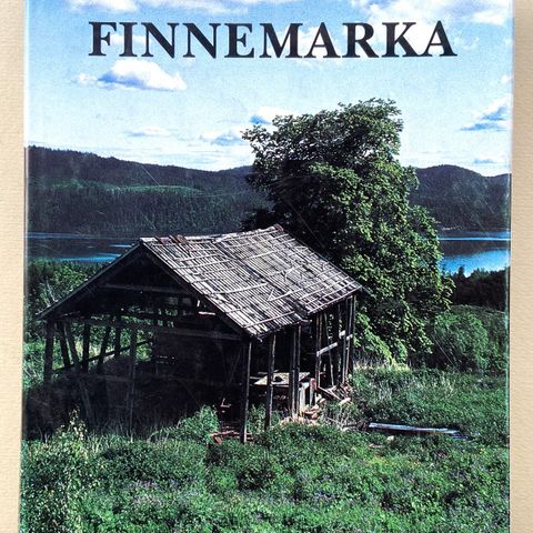 Bjarne Røgeberg. "FINNEMARKA". 1. utgave. Drammen 1982.