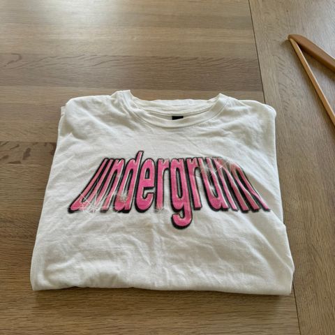 Undergrunn merch