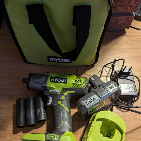 Ryobi R18IW3-0 Muttertrekker m/batteri og lader