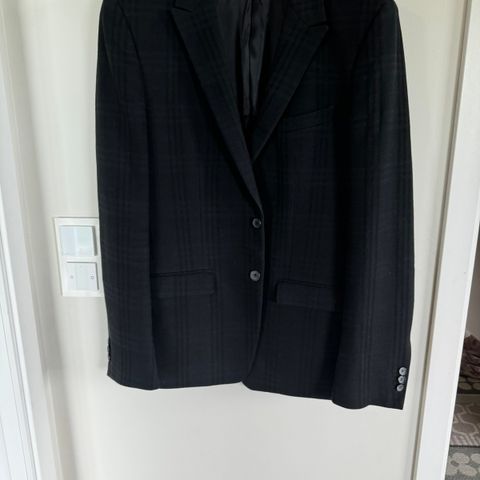 Pen mørk blazer fra Zara Man str 42