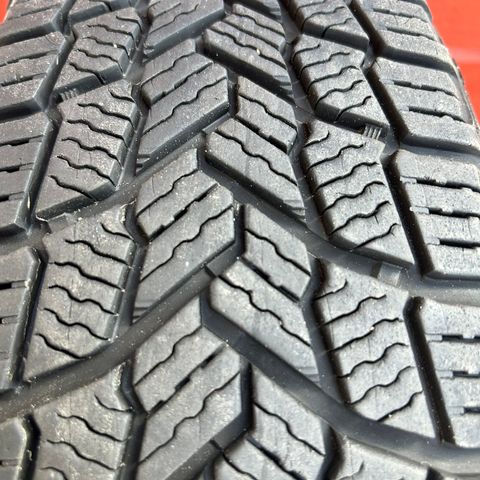 4x Michelin vinterdekk på Alu-felg 175/65 R14