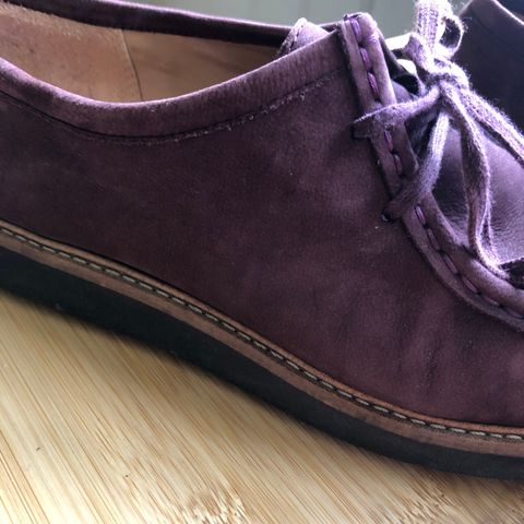 Clarks burgunderrød sko