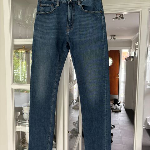 Jeans i vintage mørk blå