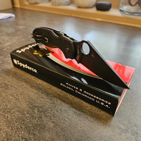 Spyderco Para 3 Lightweight Sort