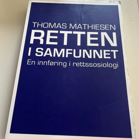 Retten i samfunnet: En innføring i rettssosiologi