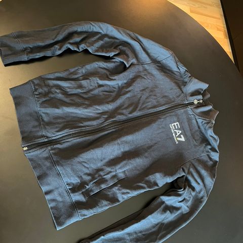 Pent brukt jakke / tracksuit Emporio Armani