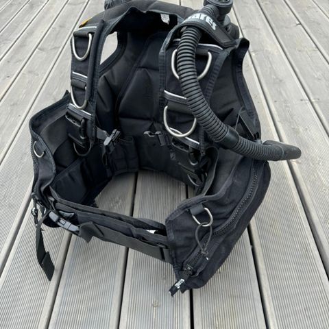 Mares BCD Vector 1000 str L - pent brukt