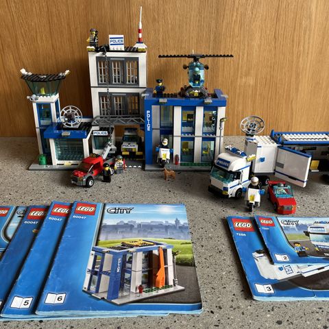 Lego City Politistasjon 60047 og Mobil Politienhet 7288, priset samlet