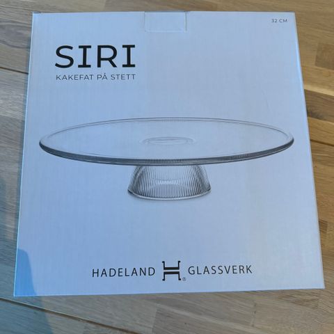 Hadeland Glassverk Siri Kakefat På Stett 32cm