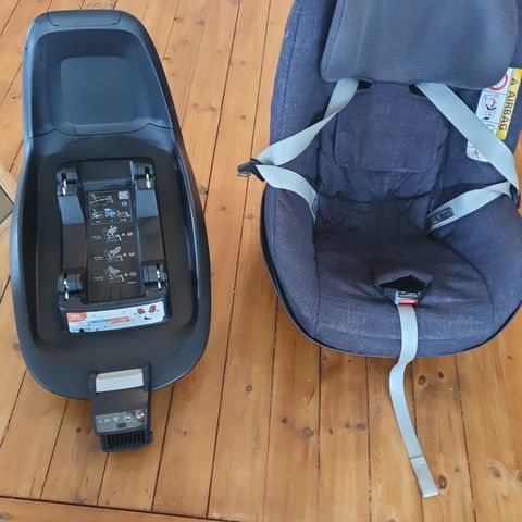 Maxi cosi Pearl med 2 way fix base