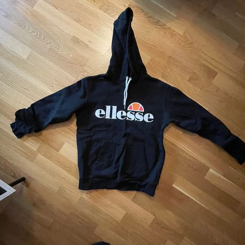 Ellesse sweatshirt str. XS