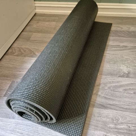 Treningsmatte/ yogamatte fra Levity