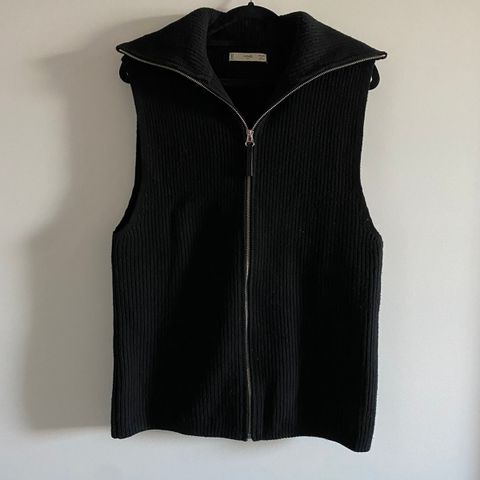 Strikket zip vest