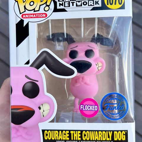 Funko Pop! Courage the Cowardly Dog (Flocked) | Cartoon Network (1070)