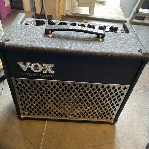 VOX AD15VT