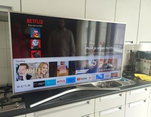 Samsung 4K UHD Smart Tv 40"