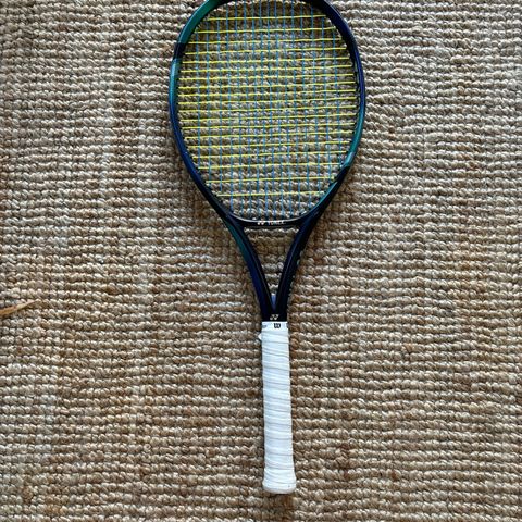 Yonex Ezone 300 gram