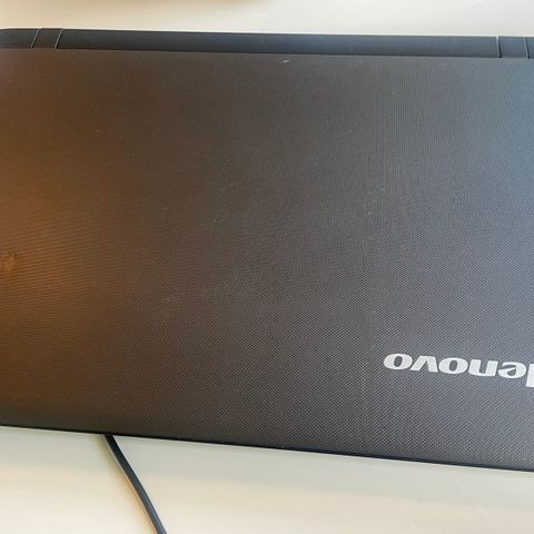 Lenovo bærbar enkel pc.