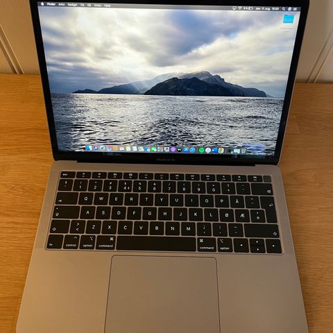 Apple MacBook Air (13'', 2019)