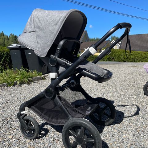 Bugaboo fox 2 vogn m/ tilbehør og vognposer Easygrow