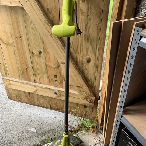 Ryobi RLT3525 kantklipper