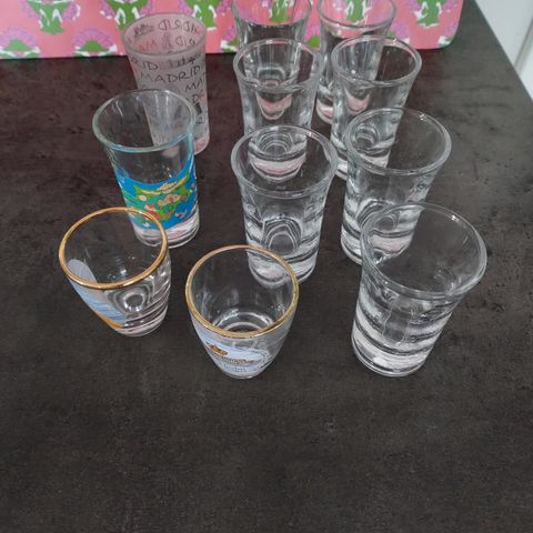 Shotteglass, 11 stk. Selges samlet.