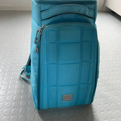 DB Hugger Backpack 20L