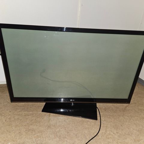 LG TV 50"