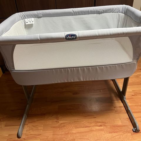 Chicco next2me bedside crib