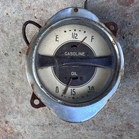 Vintage Rare 1936 Chevy Car or truck Ampere Oil Gauge Combination Collectible