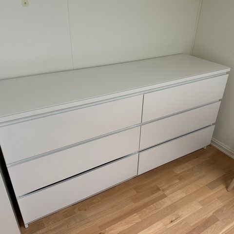 Malm kommode fra IKEA - RESERVERT