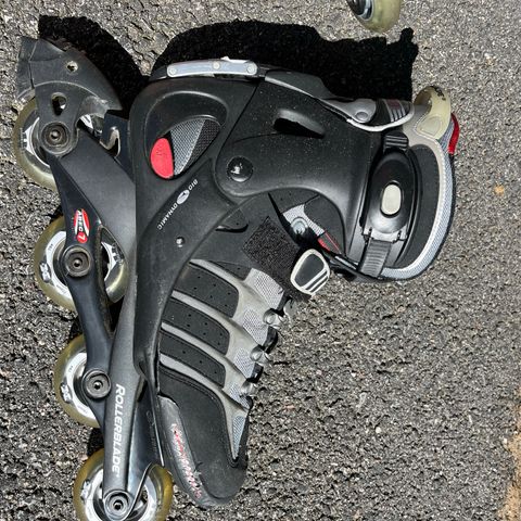 Rollerblades str 44