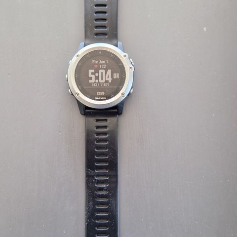 Garmin Fenix 3HR - gammel men fantastisk god pulsklokke