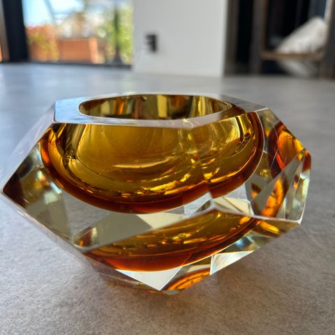 Vakker tung MURANO glassskål 60/70 tallet