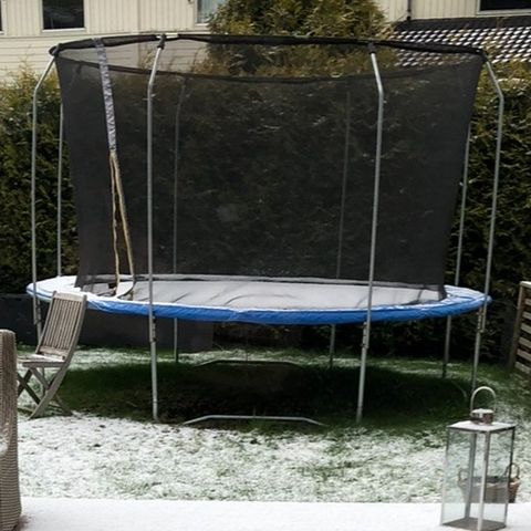 4 metre dia trampoline