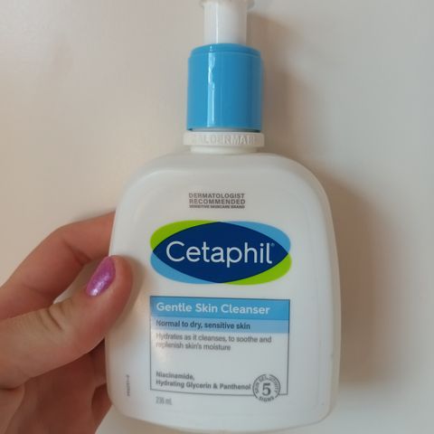 Brukt Cetaphil ansiktrens gis bort