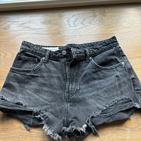 Zara shorts sort 38