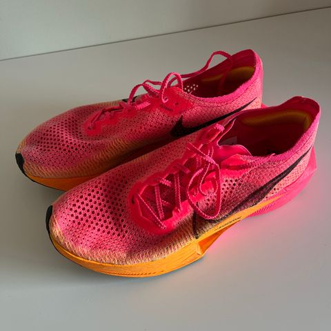 Nike Vaporfly 3 - str 46