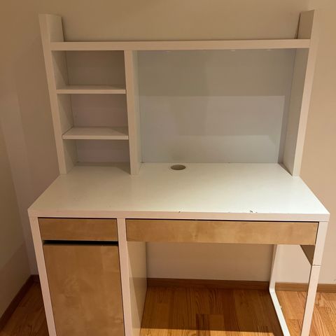 IKEA Micke skrivebord