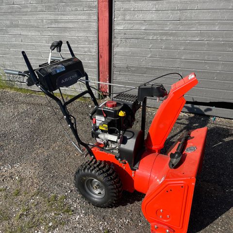 Ariens compact 24