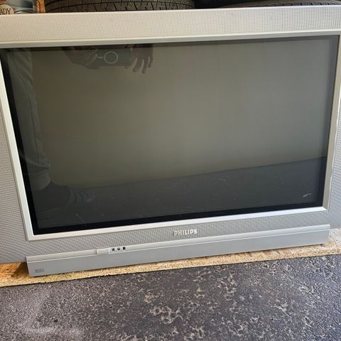 32" Phillips Crt tv