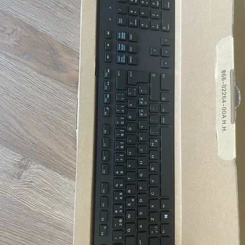 Nytt tastatur Dell KB216