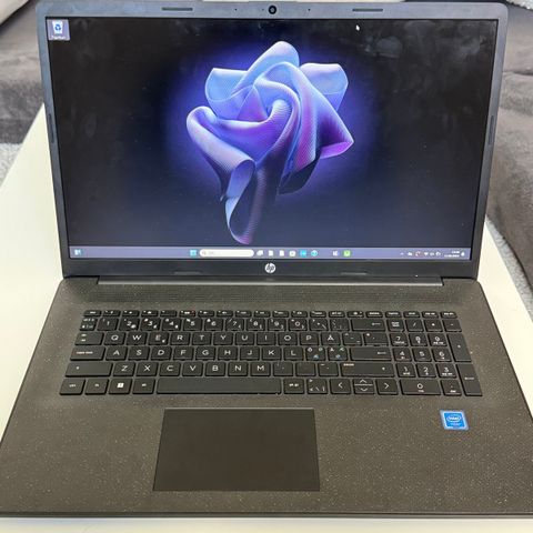 HP Laptop 17