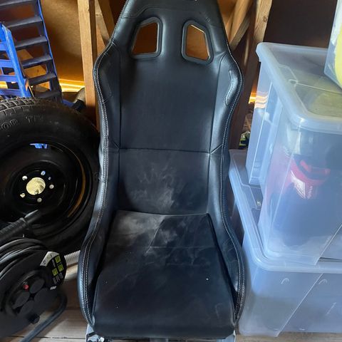 Playseat Henning Solberg , stolen er modifisert så det passer fanatec